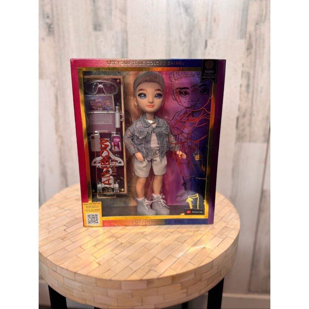 Rainbow High Aidan Russell Doll Set – Shadow High Series – New in Box